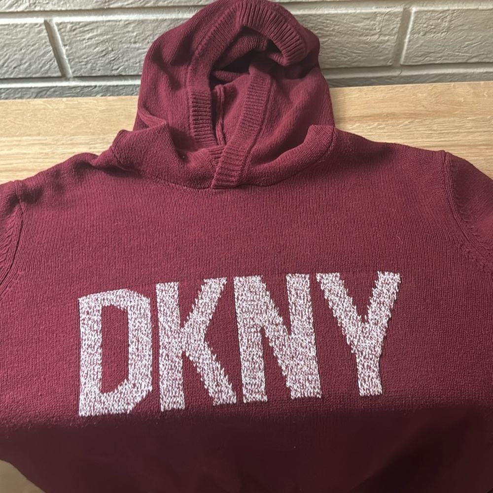 DKNY Size L Sweater w/ Hood, Maroon